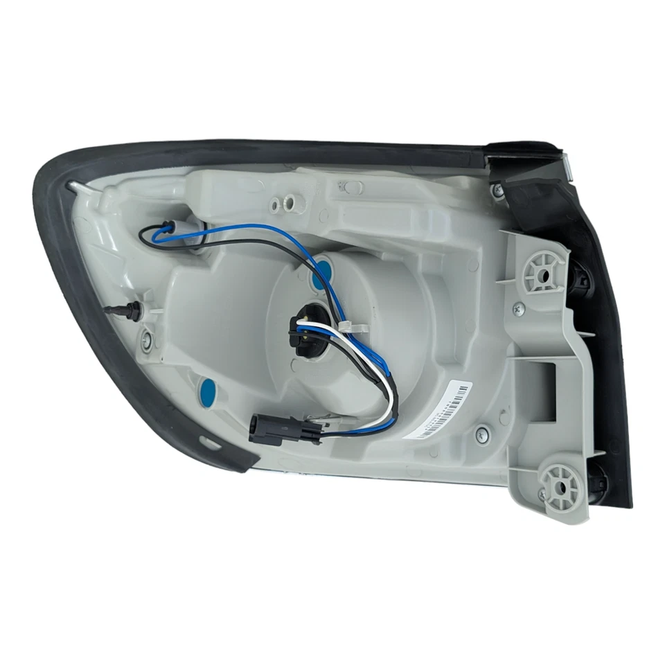 For 2008-2012 Buick Enclave Passenger Side Outer Halogen Tail Light With Bulb RH - Image 2 of 4