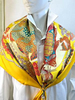 HERMES GRANDS FONDS Carre 90 silk 100% scarf Yellow Multi-color