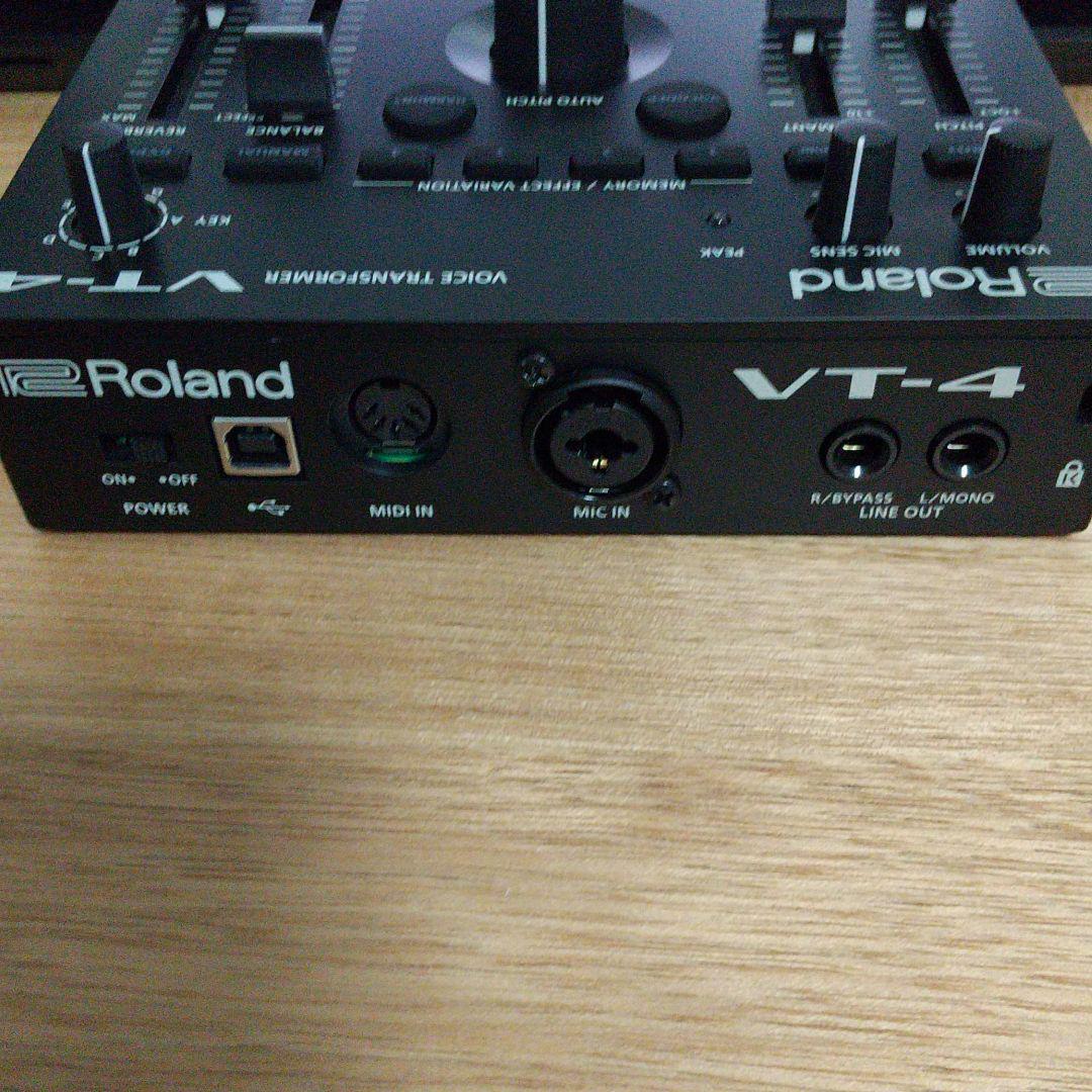 Roland VT-4 VOICE TRANSFORMER Guitar Effects Pedal from Roland VT-4 VOICE TRANSFORMER Guitar Effects Pedal from