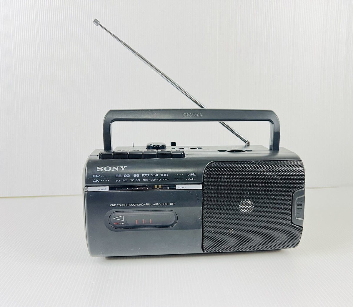 希少 SONY ソニー FM/AMラジカセ CFS-99 中古品 動作品美品 SONY - 【希少・名機】SONY ソニー CFS-99 ラジカセ レトロ 高音質