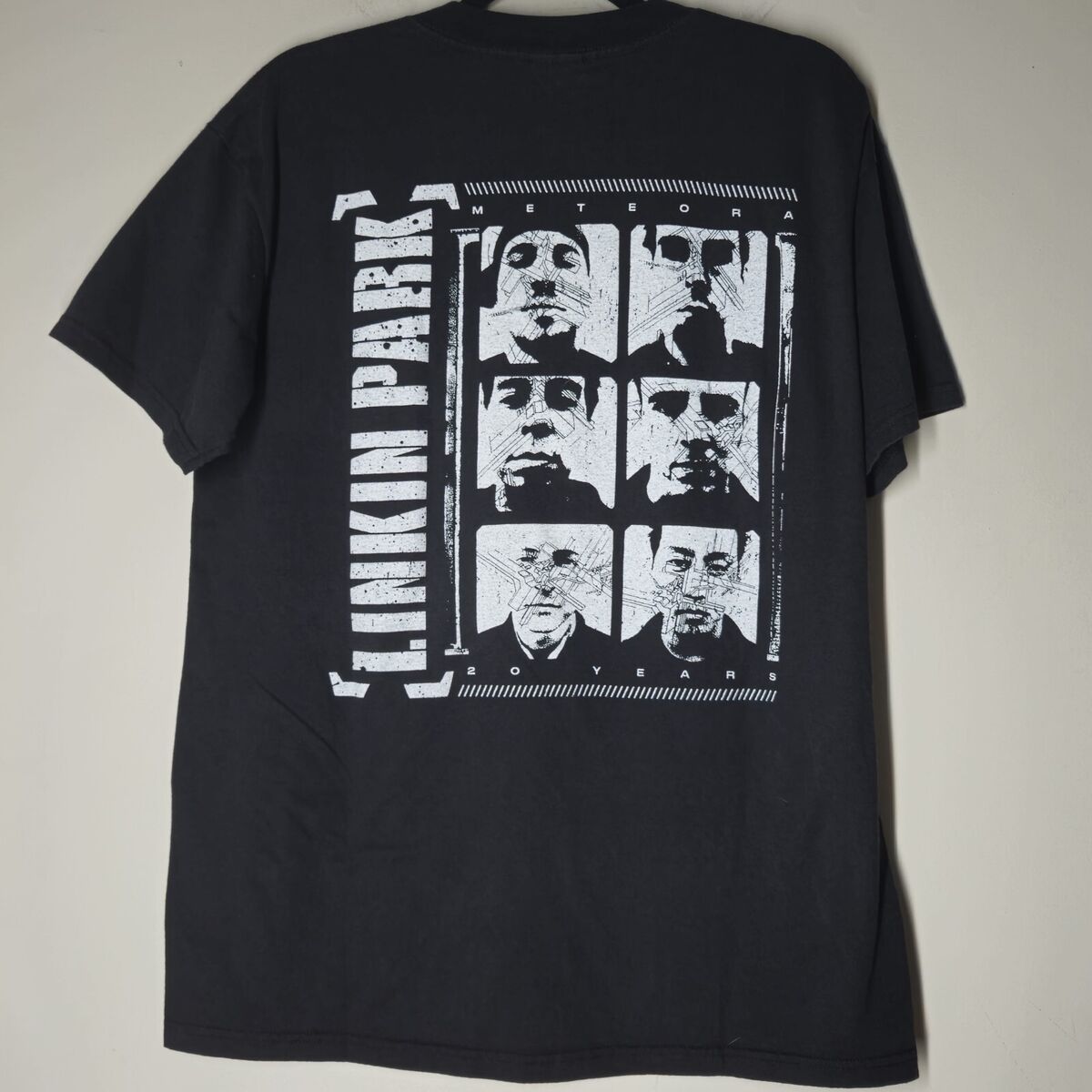 Gildan Linkin Park 2004 Meteora Tour Concert Shirt Size Gildan Linkin Park 2004 Meteora Tour Concert Shirt Size