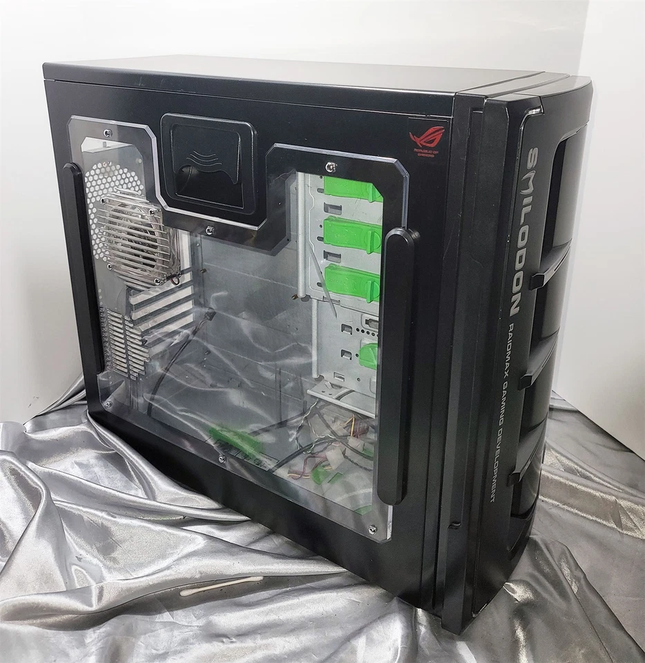 SMILODON BLACK RAIDMAX GAMING DEVELOPMENT STEEL ATX DESKTOP CASE ATX-612WEB - Image 4 of 4