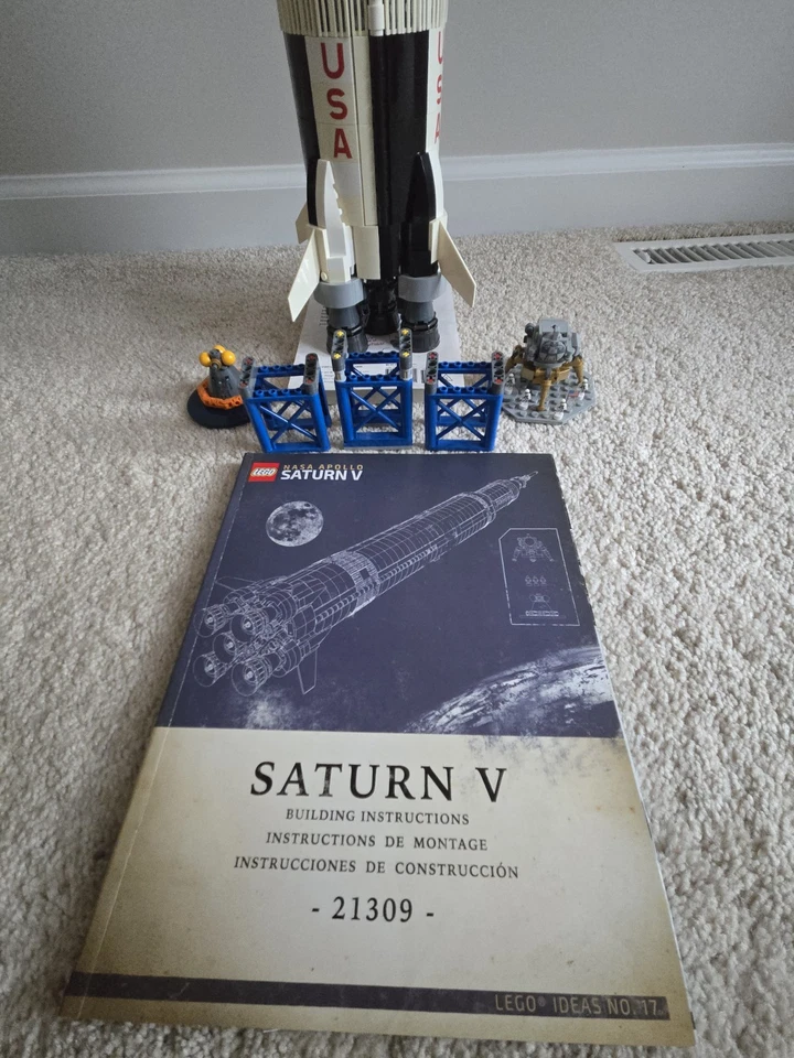 LEGO 21309 Apollo Saturn + 10266 Moonlander. Great Condition 100% Complete - Image 4 of 4