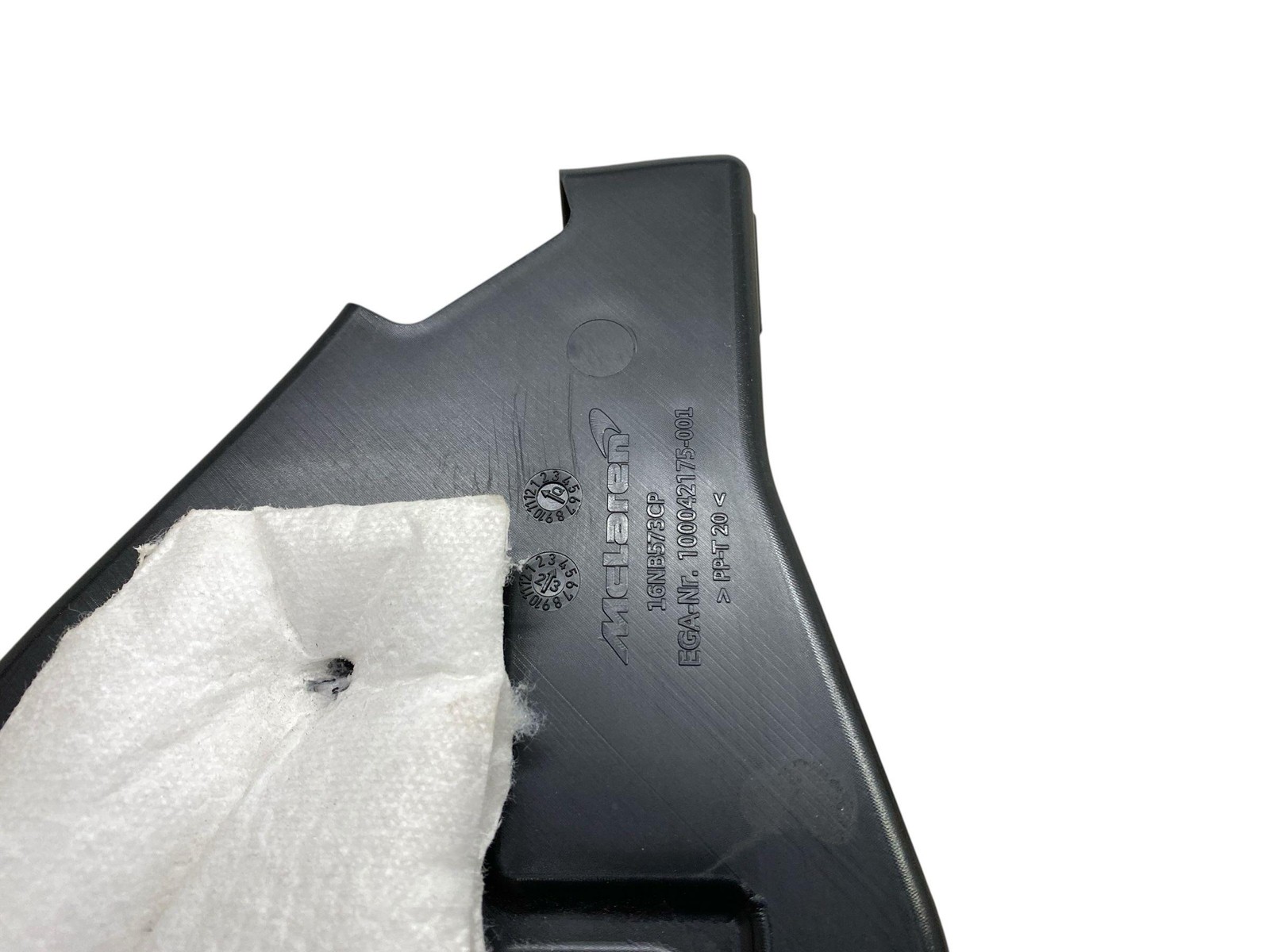 2024 MCLAREN ARTURA LEFT KNEE BOLSTER LOWER DASH TRIM COVER PANEL 16NB572CP OEM