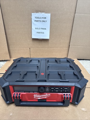 Milwaukee 2950-20 M18 Packout Bluetooth Radio Speaker With Battery Charger W01