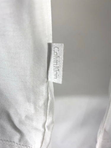 CALVIN KLEIN MEN'S SZ LG SET 2 WHITE V-NECKED SS T-SHIRTS 100% COTTON NEW - Picture 17 of 24
