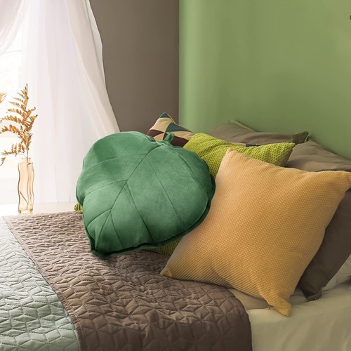2 Pieces Leaf Shaped Throw Pillow Cushion 20 x 20 Inch 3D Leaf Shaped Throw P... - Picture 3 of 6