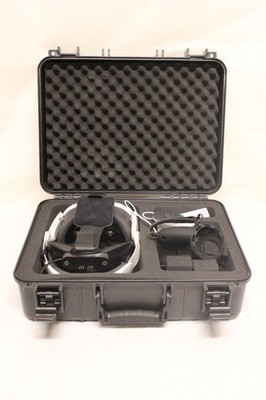 Meta Oculus Quest 3 - 128GB Set - w/ Controllers, Covers, Case J5