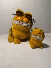 Vintage 1981 Dakin Garfield The Cat 9 Plush Stuffed Animal Sitting Sleepy 80 s
