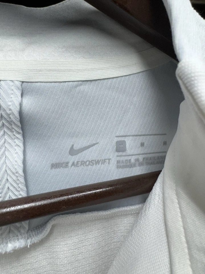 Chaqueta de entrenamiento Nike 1/4 usada para jugadores del Manchester City (Sergio Agüero) Foto 4 de 4