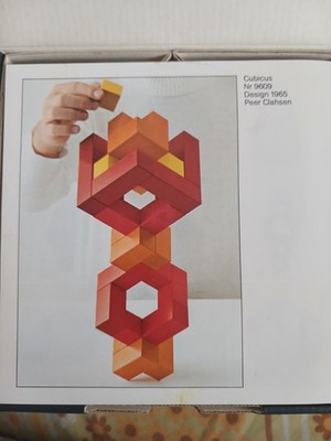 Naef Cubicus Swiss made Design Peer  Clahsen