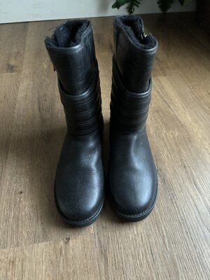 UGG AVIVA EMBOSSED CROCODILE BLACK LEATHER SHORT BOOTS SIZE US WOMENS 