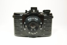 Kamera Pouva Start - DDR Bakelit Kamera / O2