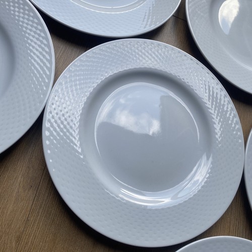 Tognana White Porcelain 8 plates - Picture 4 of 10