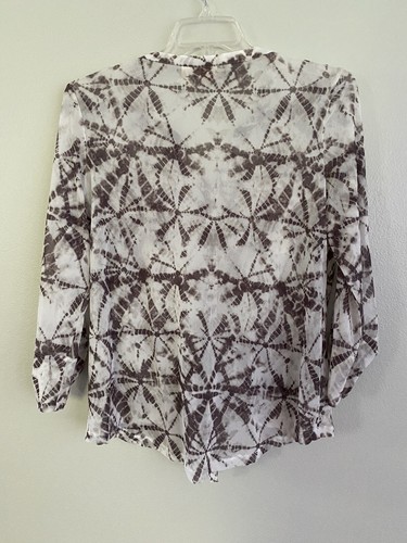 Chico's Womens Size 2 Gray White Tie Dye Semi Sheer Mesh Knit Tie Waist Top - Picture 10 of 13