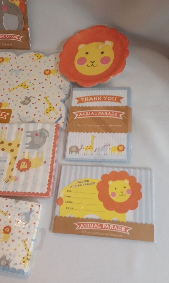 Lot of 11 Meri Go Round Animal Parade for 8 Guests - Image 2 of 4