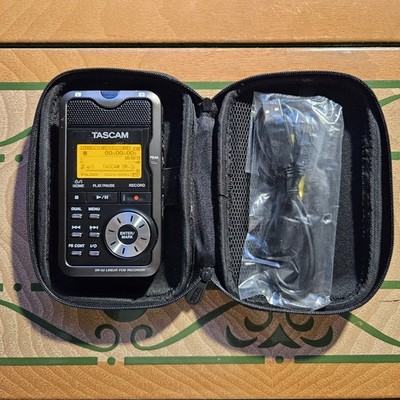 Tascam DR2D linear PCM Recorder w/  2GB SD Card & Case