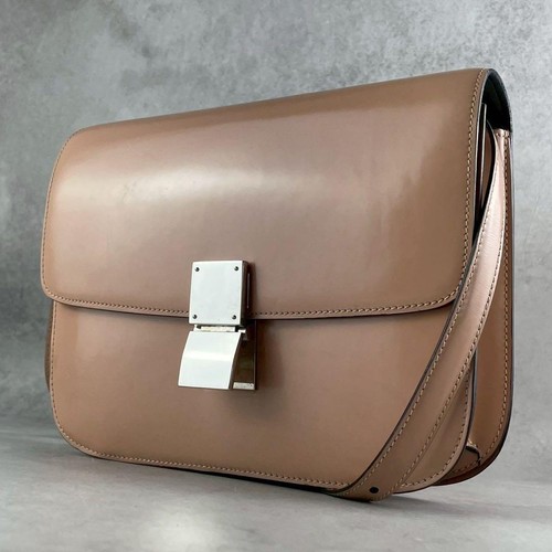 Celine Classic Box Medium Shoulder Bag Beige Rare Old Logo Phoebe Era 065642