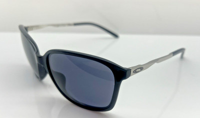Authentic Oakley OO9291-03 Game Changer 57mm silver sunglasses