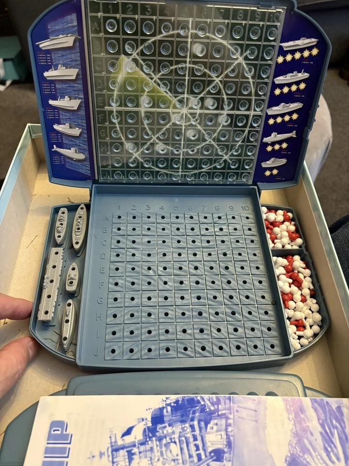 Battleship MB Games 1996 Milton Bradley classic vintage board game, rare version - Image 2 of 4