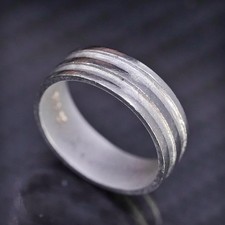 size 8, vintage sterling silver 925 handmade wide ribbed band ring