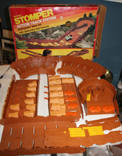 VTG 1980s Stomper Earthquake Alley Action Track System playset w Box Schaper HTF