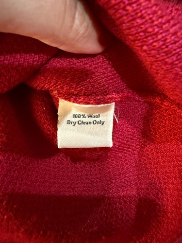 Neve Designs Red Floral Pattern Nordic Wool Ski Sweater 1/4 Zip Medium - Picture 6 of 7