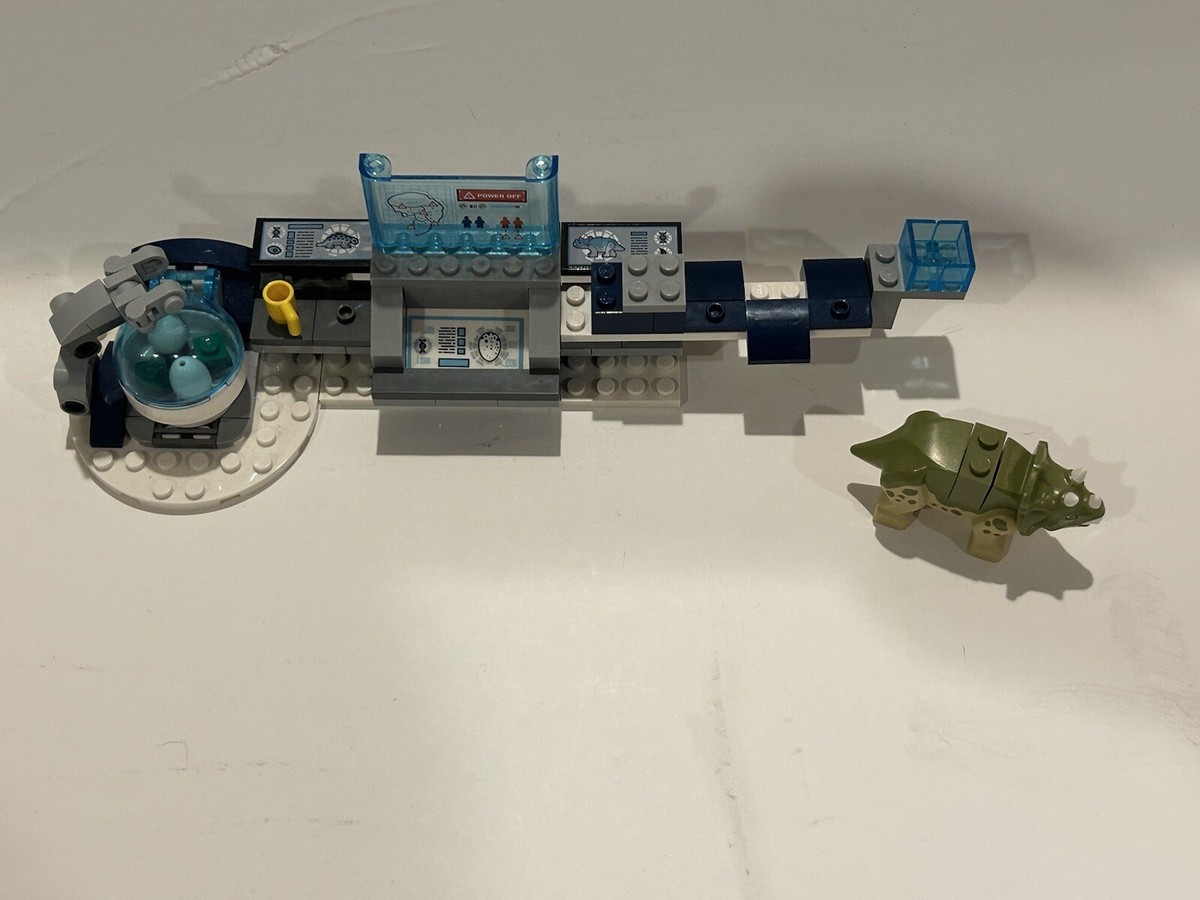 LEGO Jurassic World: Wu's Lab: Baby Dinosaurs Breakout (75939