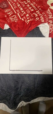 Apple MacBook Air (15-inch 2023) M2 Chip / 8GB RAM / 256GB SSD / Midnight