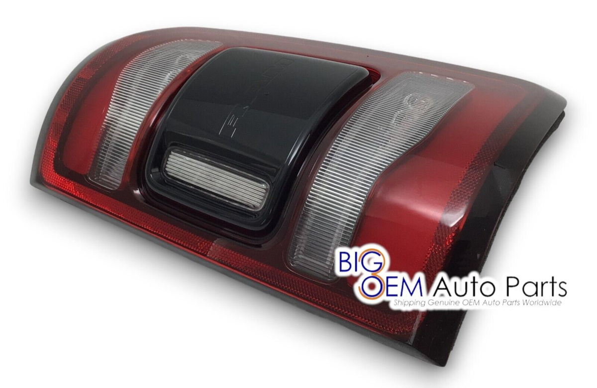 15【新品未使用】DodgeRamテールライト/381554211152 2020 - 2024 Ram 1500 RH Passenger Side LED Tail Lamp Light OEM