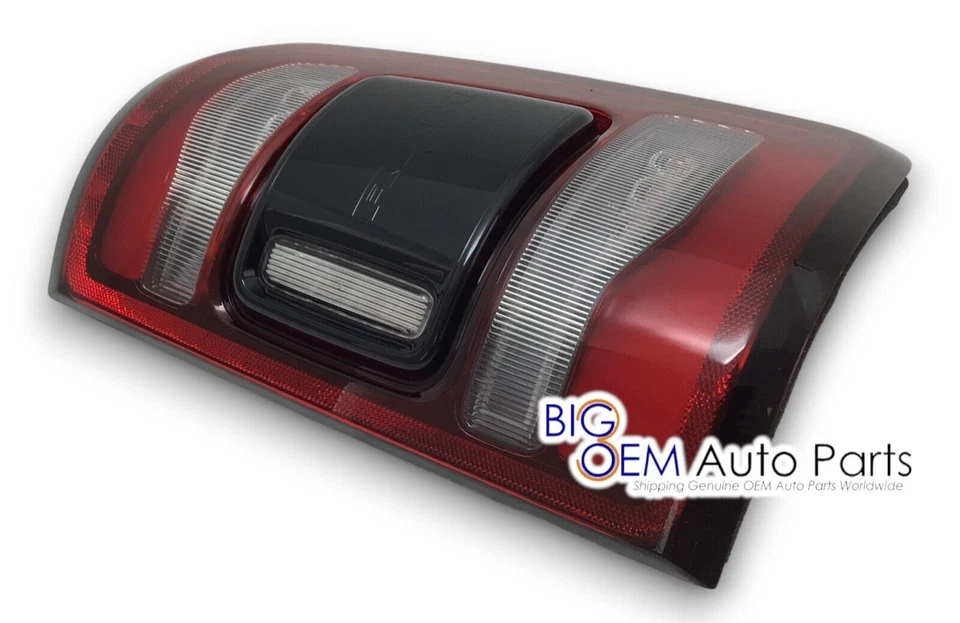 Ram 1500 2020-2024 diestro lado pasajero LED luz trasera OEM 55112992AD Foto 2 de 4