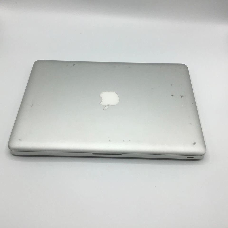 2009 Apple MacBook Pro A1278 13.3-in Laptop 2.26 GHz 160 GB 2 GB RAM (MB990LL/A) - Image 2 of 3