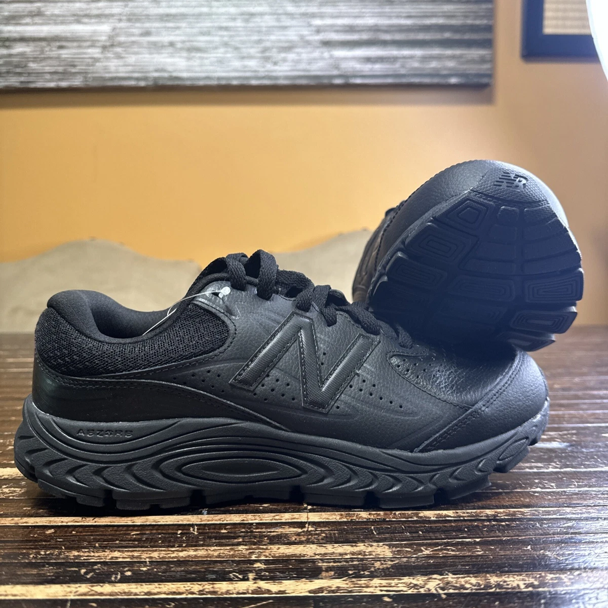New Balance MW840V3 Black for Sale | Authenticity Guaranteed  display picture 2