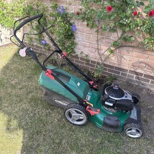 QUALCAST 53CM SELF PROPELLED PETROL LAWNMOWER WITH 775IS INSTART ELECTRIC ENGINE