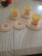 Vintage Chilton Globe Plastic Tulip Design Pretend Play Dishes