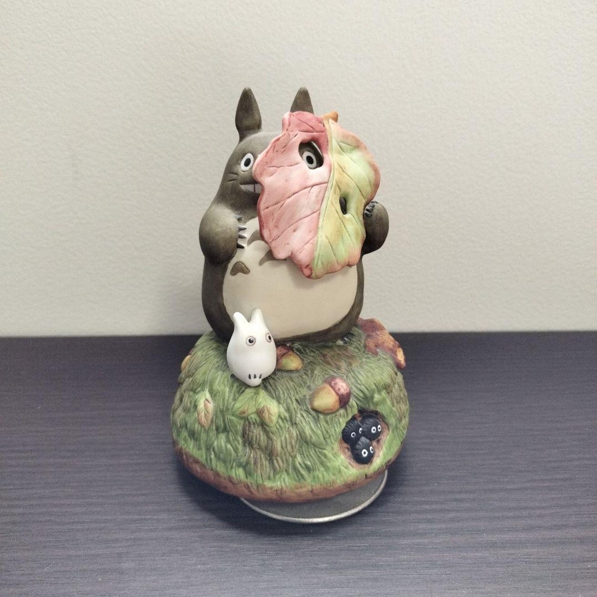 My Neighbor Totoro Leaf Music Box Studio Ghibli Working Figure | eBay