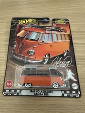 Hot Wheels Premium 1967 Volkswagen Samba Bus