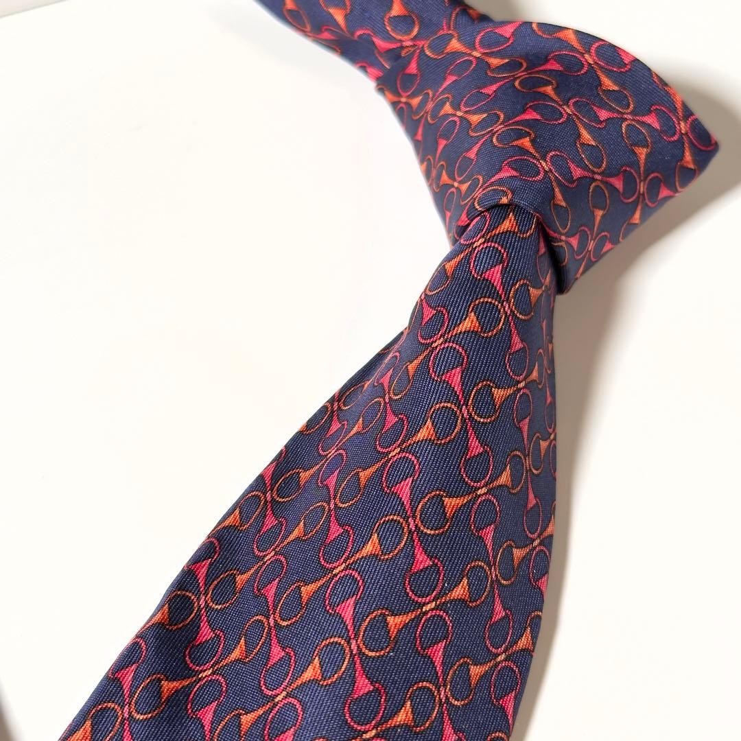 Gucci Necktie Tie 100% Silk Navy Red All-over Pattern 3.5 inches From Japan thumbnail 12