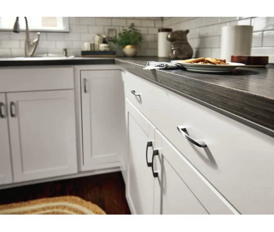 Premium White Shaker Cabinets for Sale - Image 3 of 4