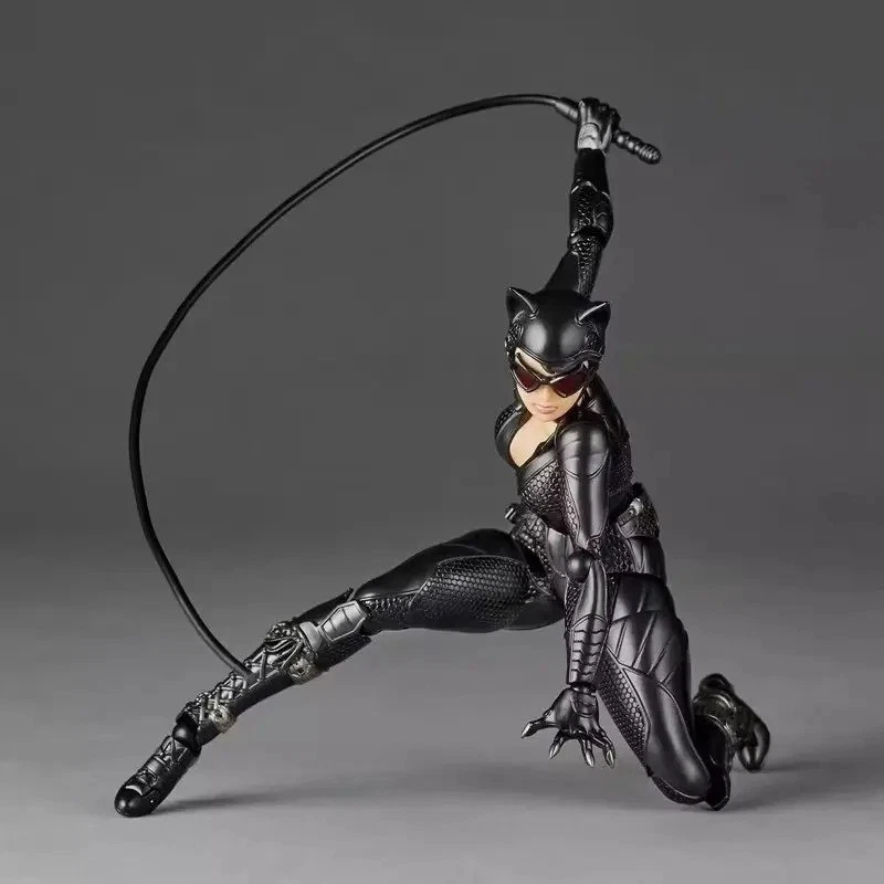 🔥McFarlane DC Multiverse Deluxe Theatrical Edition Catwoman Presale 🔥 - Image 3 of 4