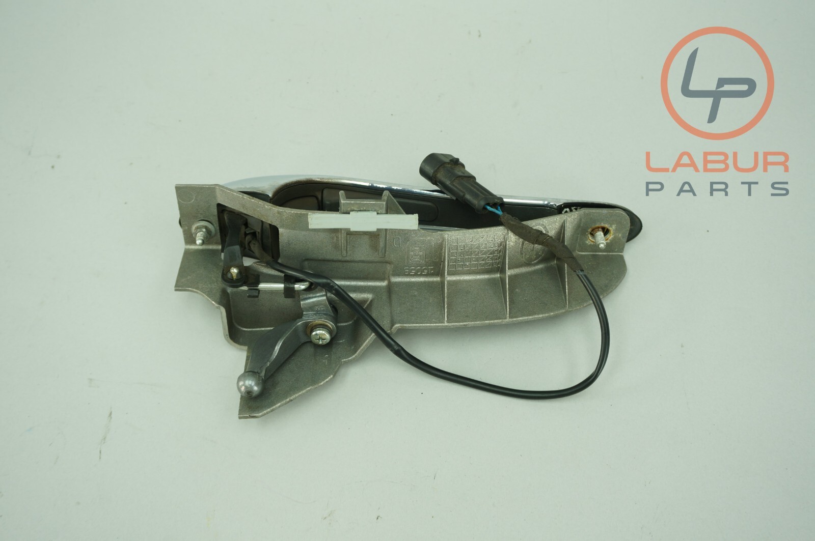 M139 03-13 Maserati Quattroporte Rear Right Side Exterior Door Handle B1238