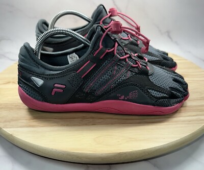 Fila Skeletoes Black Pink Barefoot Running Shoes 5PK14076-081 Women s Size 8