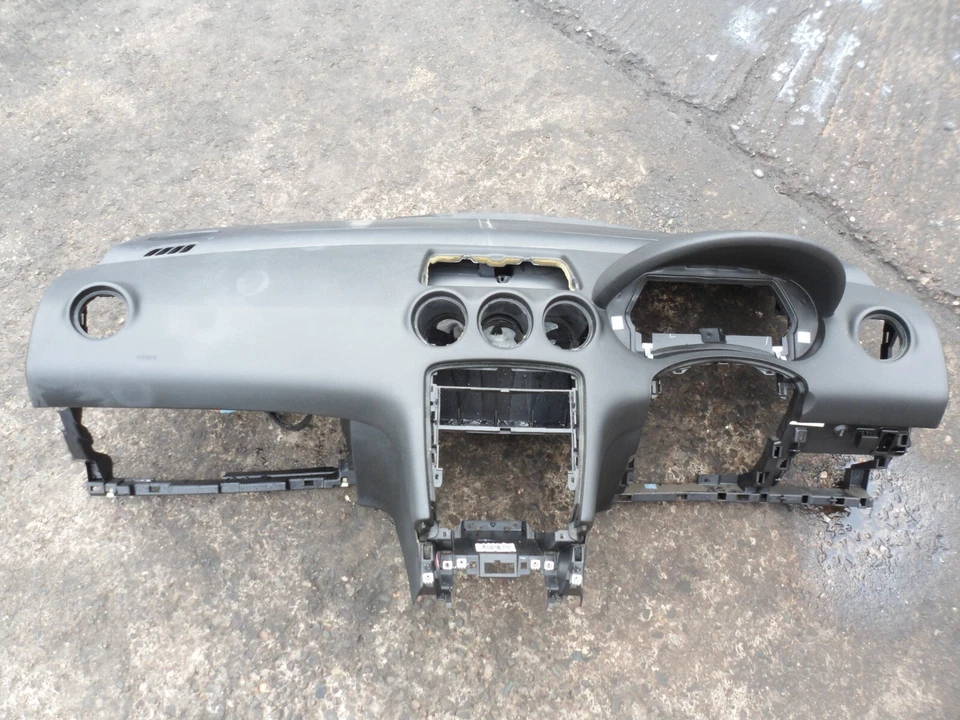 PEUGEOT 308 2012 DASH DASHBOARD PANEL ASSEMBLY WITH PASSENGER AIRBAG