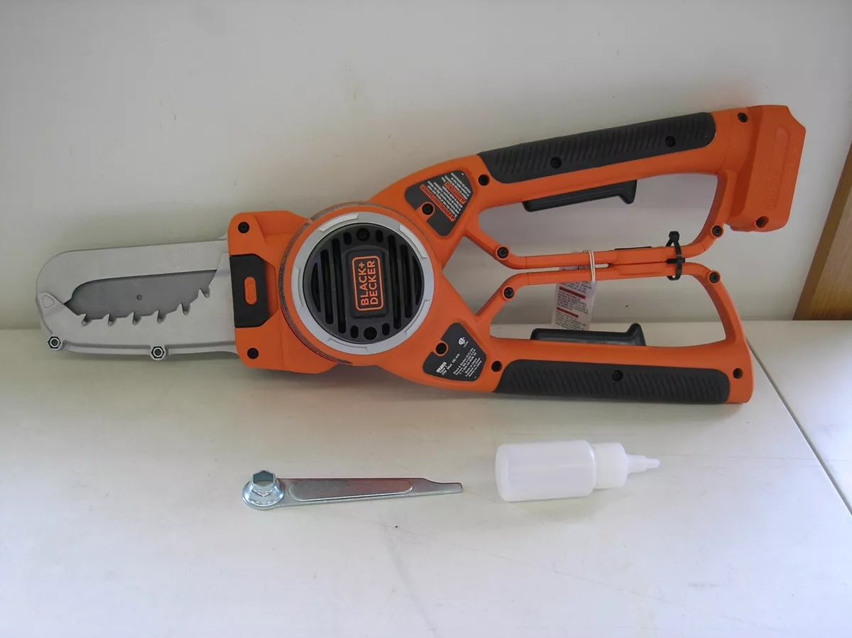 BLACK+DECKER Alligator 20-volt Max 6-in Battery Chainsaw (Battery