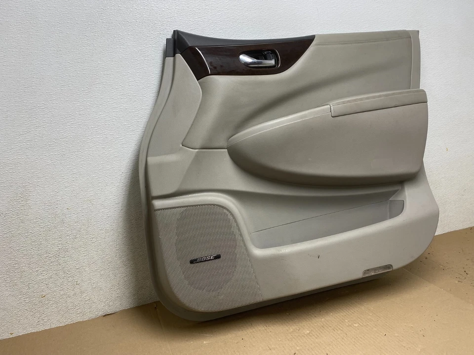 2011 to 2017 Nissan Quest Right Passenger Front Door Panel L6058 DG - Image 3 of 4