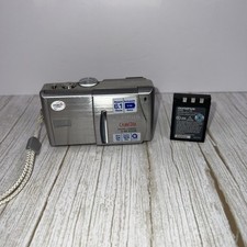 Olympus Digital Camera C-60 Zoom 6.1MP Silver  Battery no charger - untested 