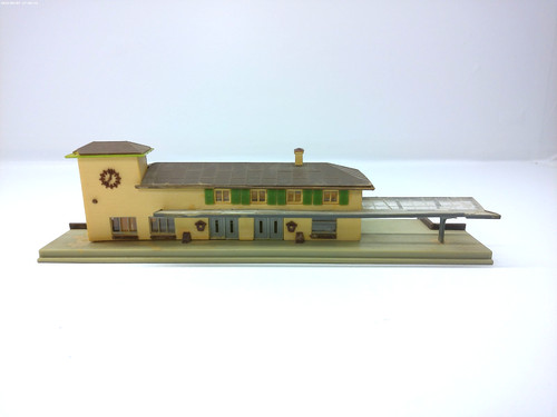 Faller ?N estación - construido - sin embalaje original #11305 | Zustand: Gebraucht