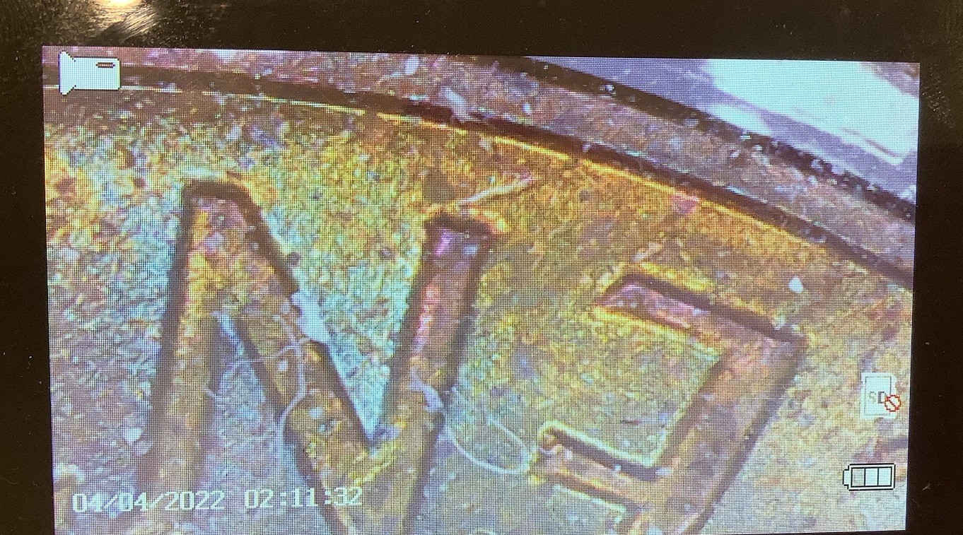 Picture 21 of 24