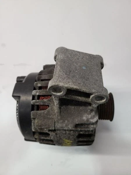 Alternador Ford Fiesta 2011-2019 1,6 L sin turbo   Foto 2 de 4