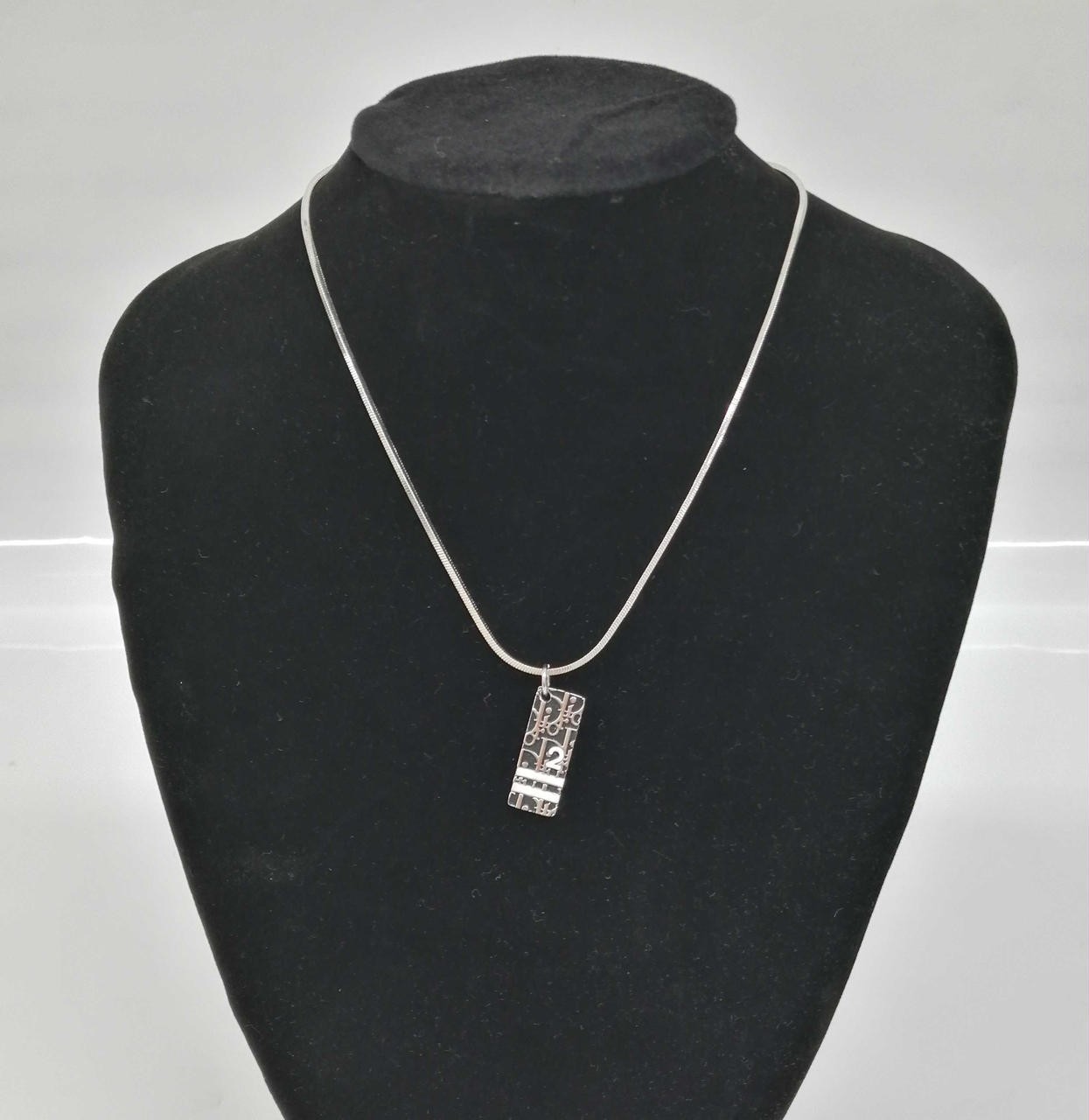 Christian Dior Trotter Necklace Y0809 Elegant Equestrian Design